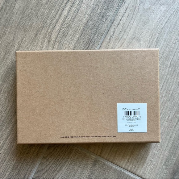 Coach Boxed Compact Id Wallet With Trigger Snap Key Fob - Picture 6 of 6